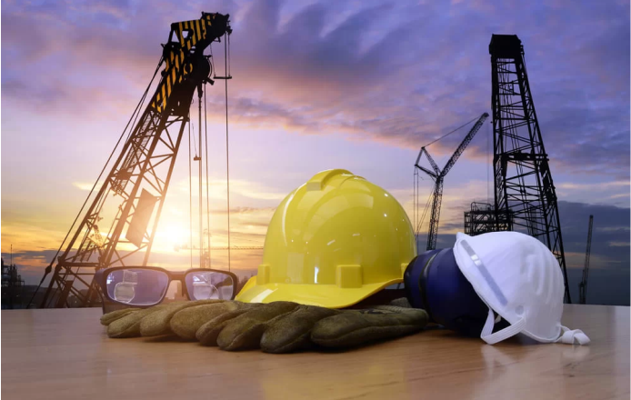 Equipe e equipamentos de segurança industrial da HRN Machine